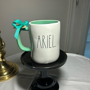 Rae Dunn Ariel coffee/tea mug